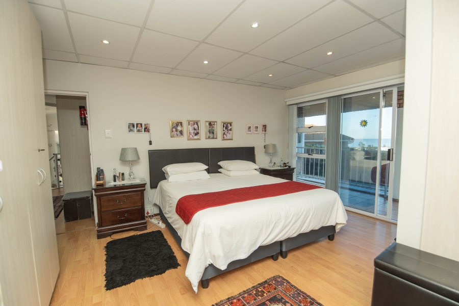 6 Bedroom Property for Sale in Humerail Eastern Cape